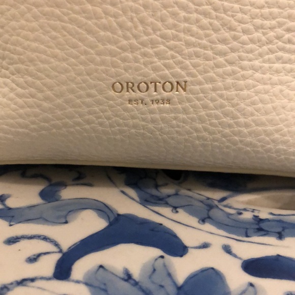 Oroton bag in mint condition - Picture 2 of 5